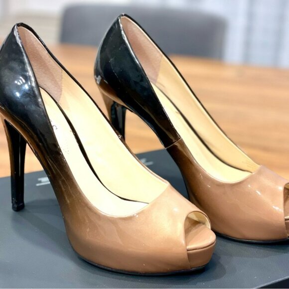 Sexy Tan/Black Guess Patent Platform Heels - Picture 4 of 9